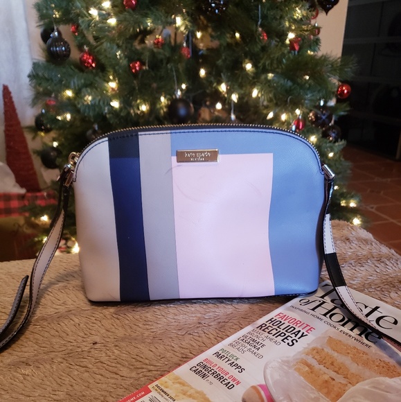 kate spade Handbags - Kate Spade Crossbody